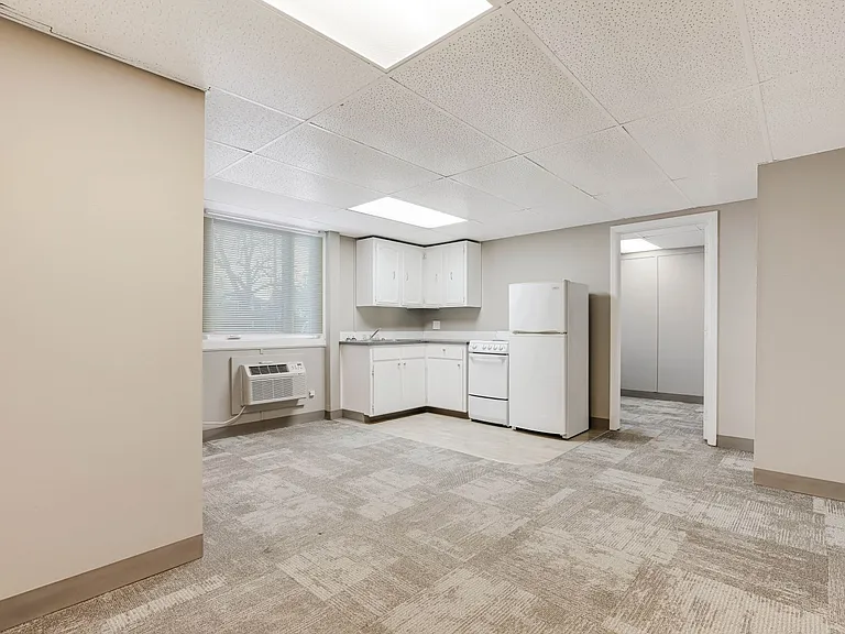 Frances Apts — Photo 27