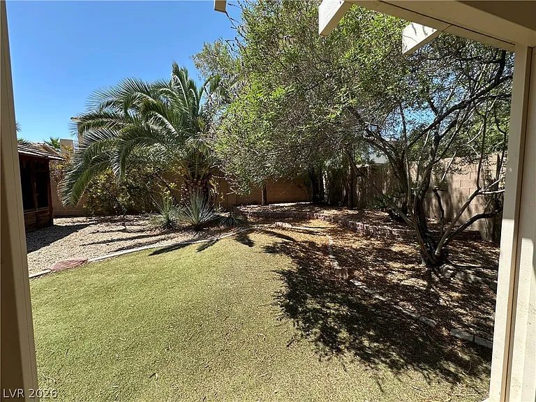 7185 Windy Peak Ct — Photo 37