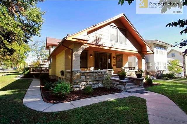 Darling corner home in wonderful Coleman Highlands.  Not only cute from the outside, but you will be wowed with all the updates on the inside!