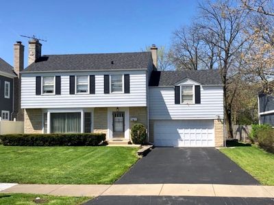 826 Lenox Rd, Glenview, IL, 60025