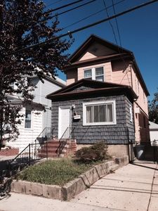 8929 92nd St, Jamaica, NY, 11421