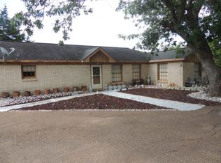 254 Buren Rd, Port Lavaca, TX 77979