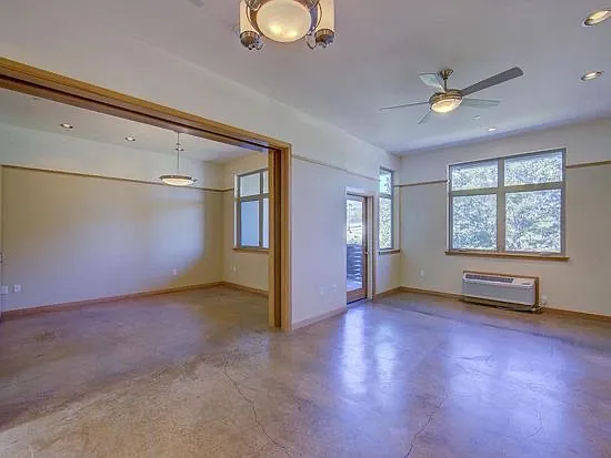 2205 Ashland St — Photo 5
