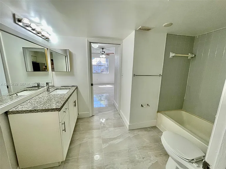2880 N Oakland Forest Dr #103 — Photo 5