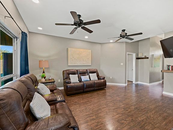 5th image of 42426 Palmstone Ave