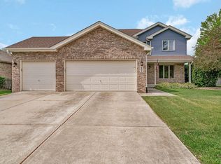 601 High Grove Dr, Minooka, IL 60447