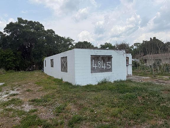 5th image of 4845 34th Avenue