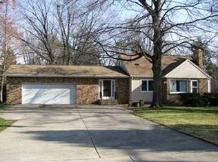 53312 N Ironwood Rd, South Bend, IN 46635