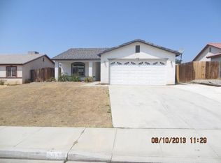 3331 Floral Meadow Dr, Bakersfield, CA 93308
