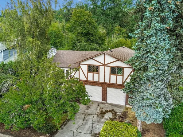 2006 Riverview Drive NE, Auburn, WA 98002