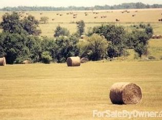 3389 Farris Rd, Blue Mound, KS 66010