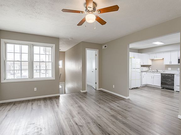 3rd image of 2700-2730 N 1st St #4