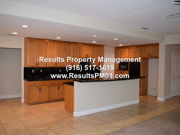 4th image of 2855 Barret Dr