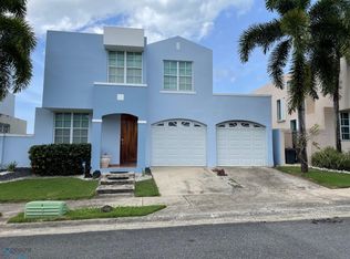 32 Calle Anx #C, Rio Grande, PR 00745