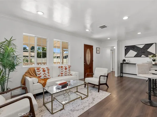 10751 Nassau Ave, Sunland, CA 91040