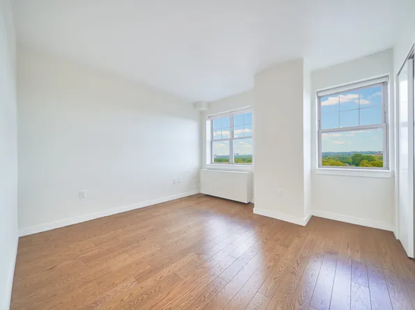 75-25 153rd Street image 4 of 11