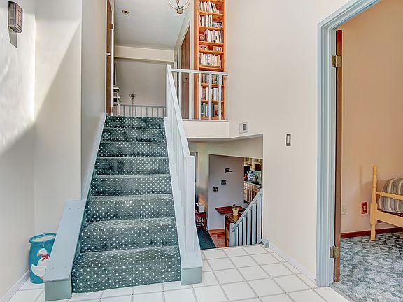 3rd image of 5232 S Eaglesnest Dr