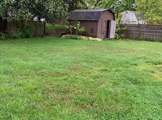 8708 Fernview Dr, Louisville, KY 40291