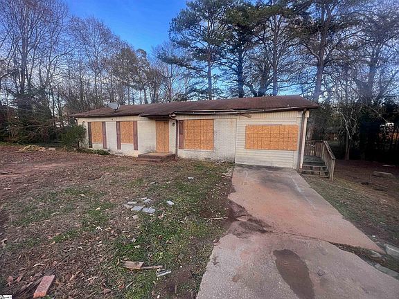 4th image of 216 Brantford Ln