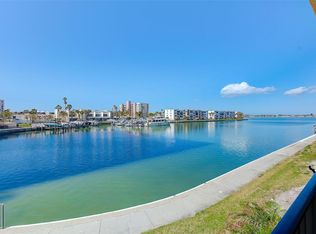 7420 Bay Island Dr S APT 281, South Pasadena, FL 33707