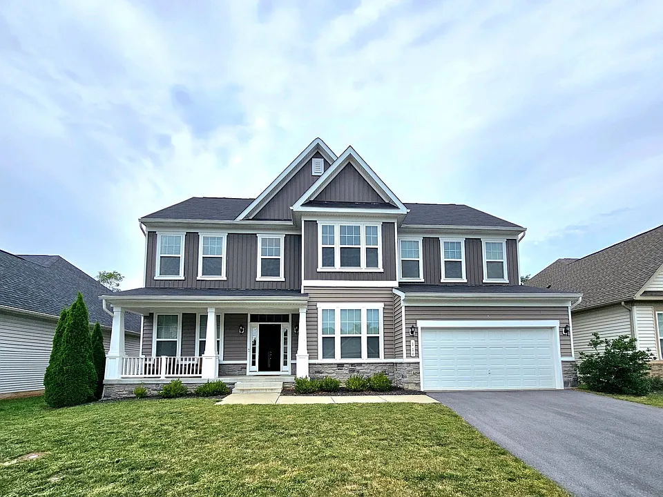 110 Bentpath Ct