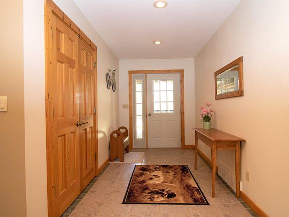 5th image of 10119 Heeren St