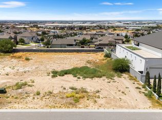 706 Ocio Dr, Laredo, TX 78045