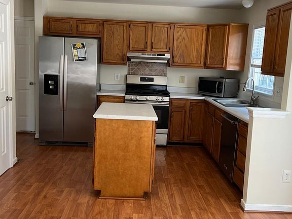 4th image of 9512 Hungary Woods Dr