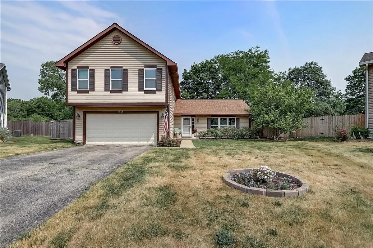 2963 Meadowlark Ct photo 1