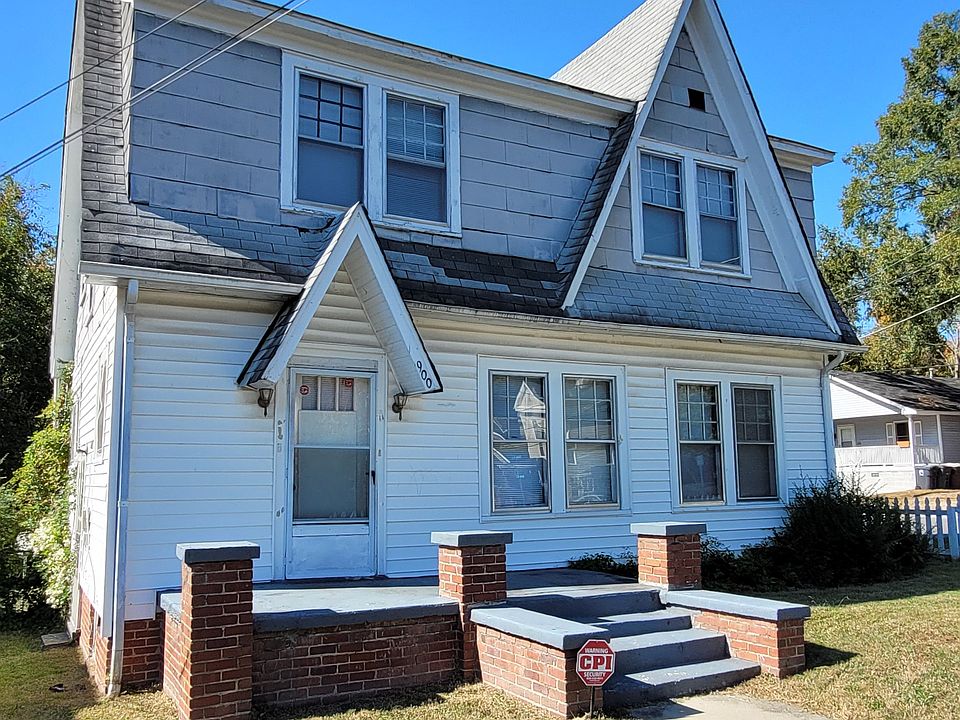 1st image of 900 Gregory St