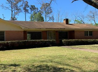 10 Sunset Rd, Palestine, TX 75801