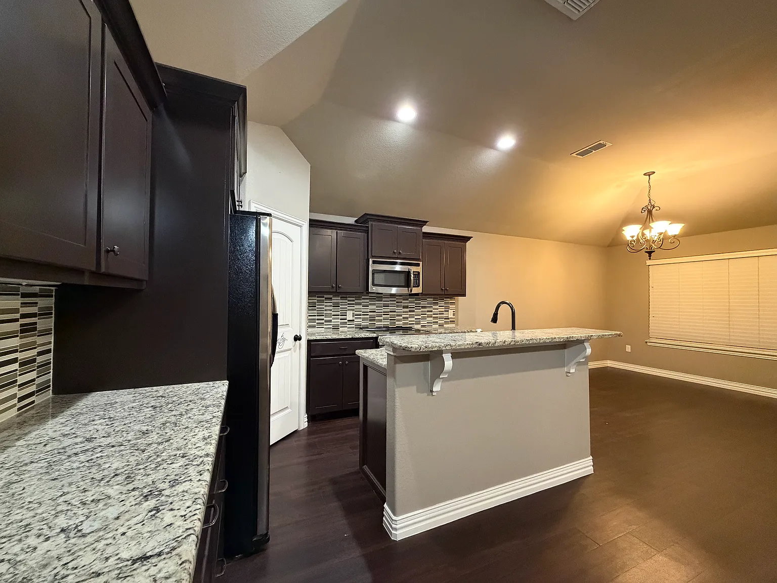 3 bed, 1512 sqft, $3,000 — Photo 4