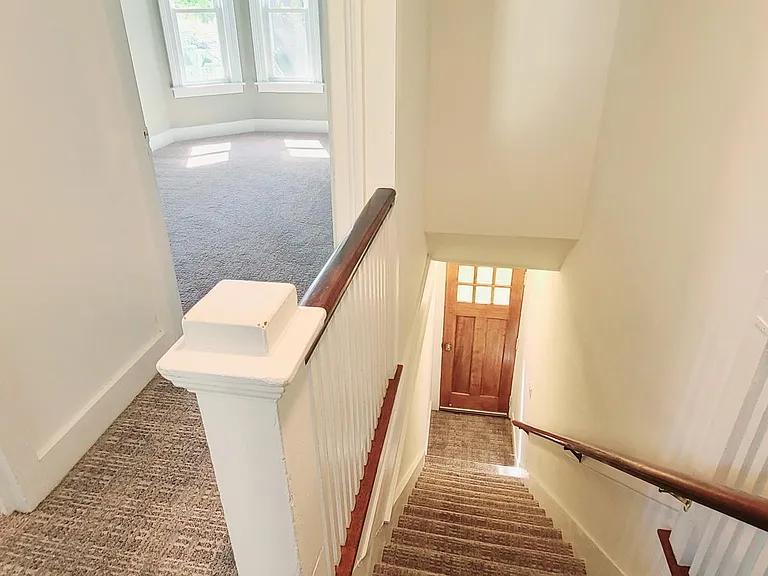 130 S Cliff St #2 — Photo 6
