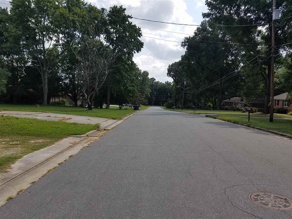 2nd image of 430 Princess Anne Dr #41
