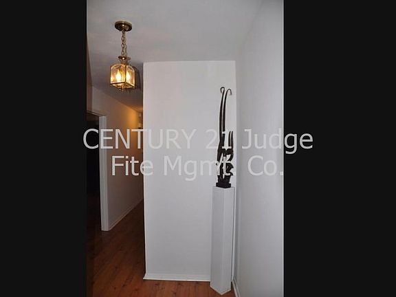 Another View of Entryway