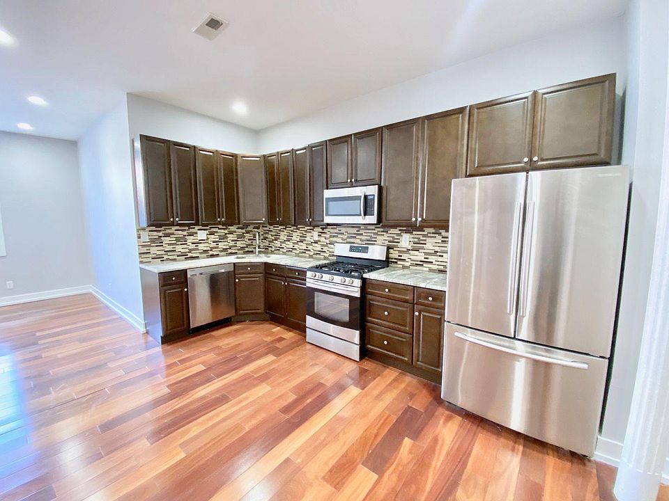 1st image of 1236 E Columbia Ave #5C