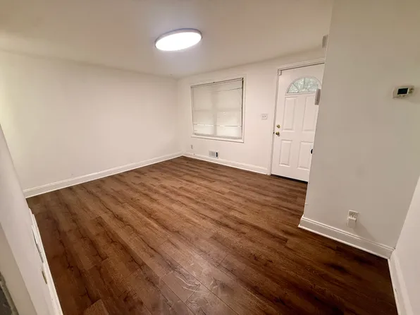 4420 Parkton St, Baltimore, MD 21229