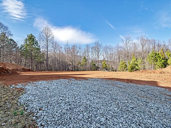 3rd image of 410 Overlook Mountain Dr Lot 1