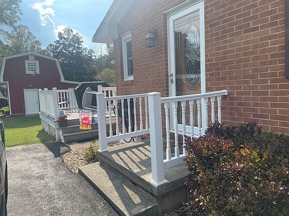 4th image of 96 Ferrol Ave