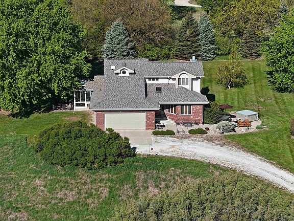 2nd image of 6575 N Ridge Rd