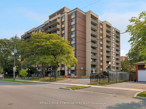 5 Frith Rd #404, Toronto, ON M3N 2L5