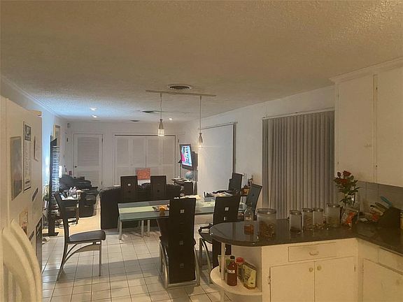 3rd image of 7508 Creekwood Dr