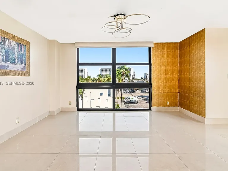 3031 N Ocean Blvd #406 — Photo 4