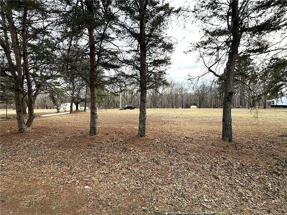 1st image of 2961 N Clark Rd #3
