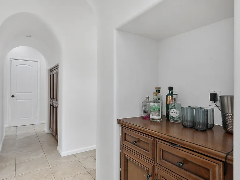 81961 Contento — Photo 14