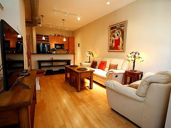 4th image of 1901 Post Oak Blvd APT 2307
