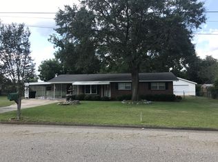 407 Whitten St, Headland, AL 36345