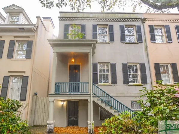 215 E Jones Street, Savannah, GA 31401