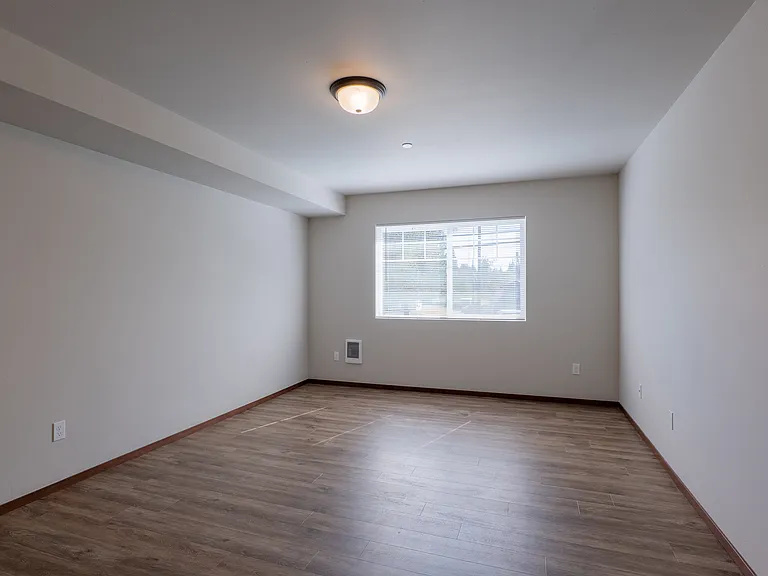 Remington Place Apartments — Photo 30