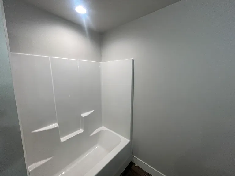 143 Railroad Ave — Photo 5